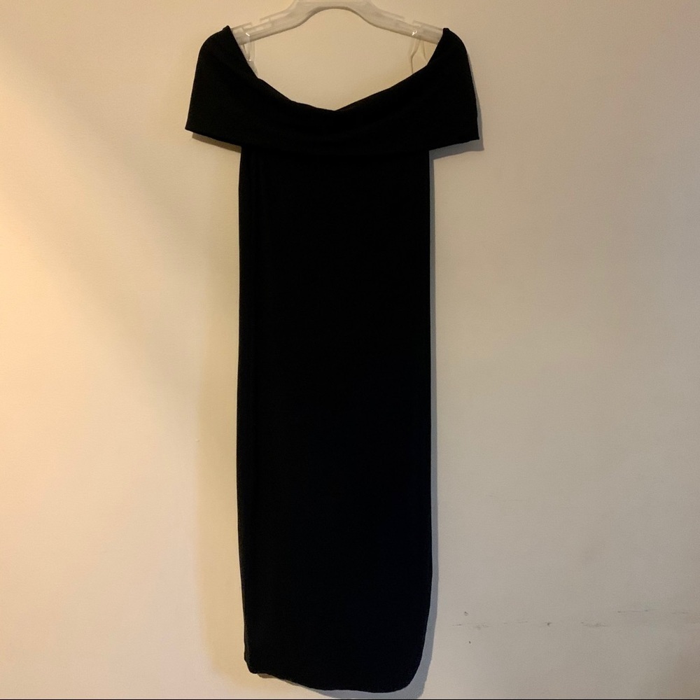 NWOT Black fitted off the shoulder bodycon dress - Picture 4 of 5